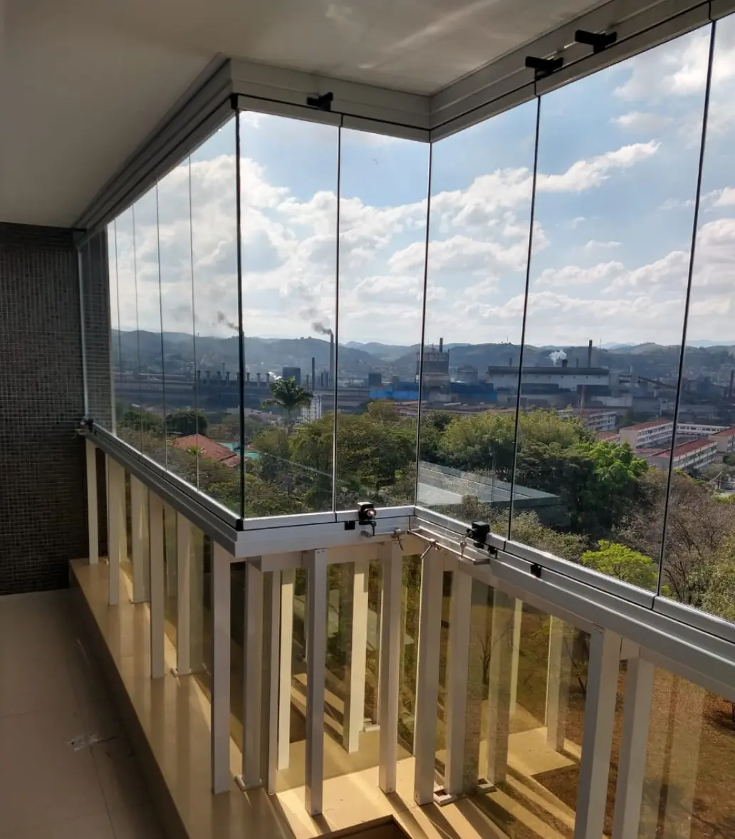 Serviços de envidraçamento em Praia Grande